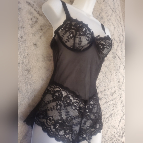 Victoria's Secret Elegant Black Lace Bodysuit S 34B - Picture 2 of 5